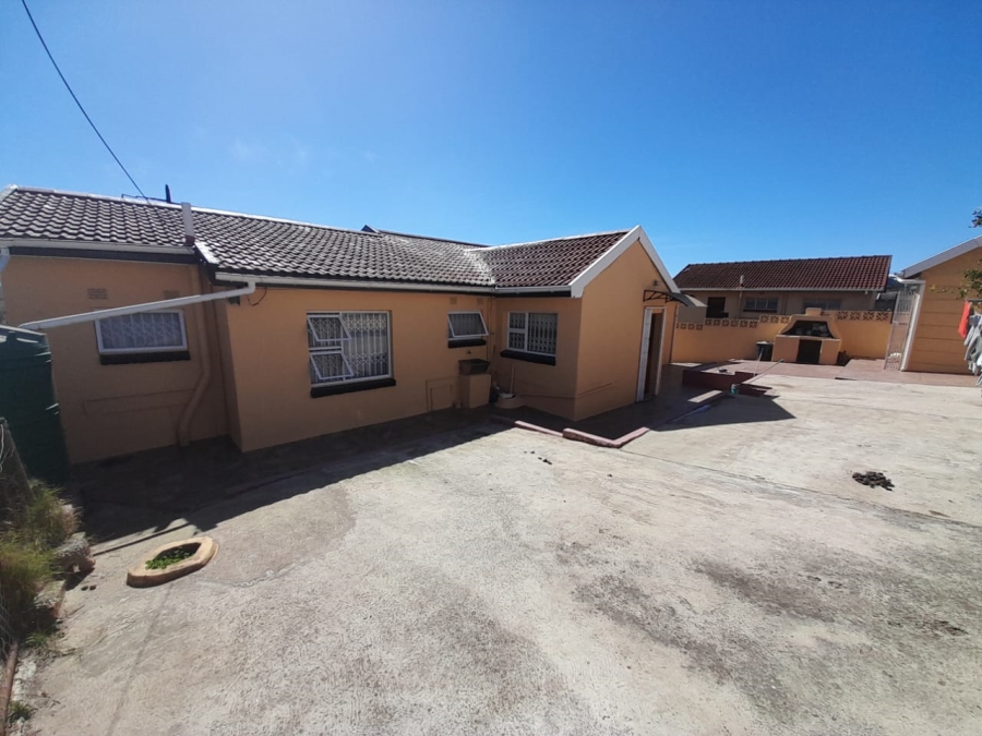 3 Bedroom Property for Sale in Mdantsane Nu 17 Eastern Cape